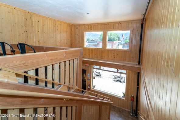 285 N Main St, Thayne, WY 83127